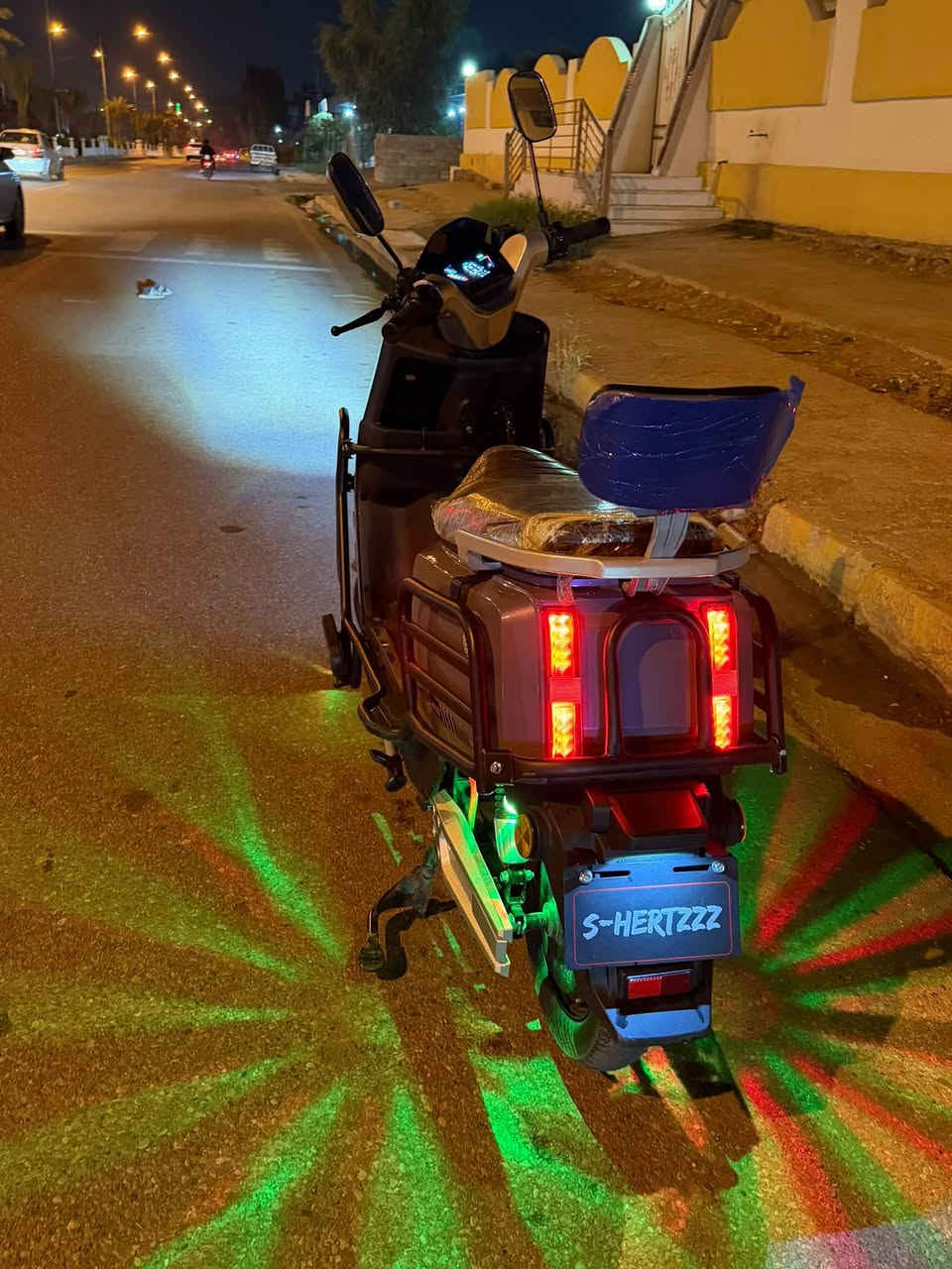 شحن • ٦ بطاريات • مديل ٢٠٢٧