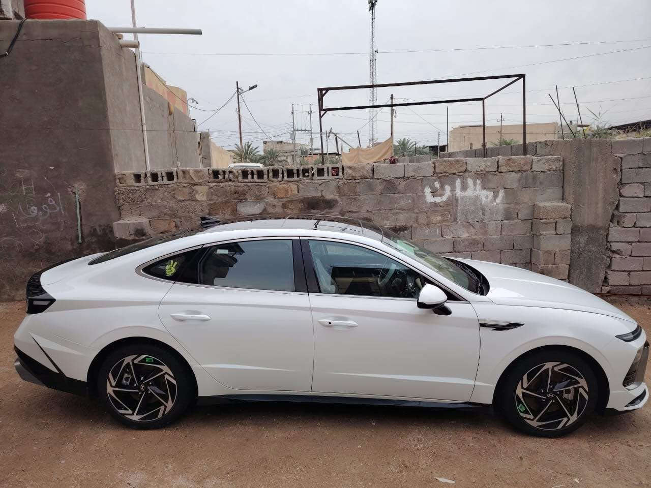 سوناتا 2024 ورد خليجي فول موصفات 1/1 معروفا vib
كفاله من ضربا وصبغ عده صبعين طخه عله وضعها ما مجيوسه 
سياره جاهزه من كل نواحي او جديده عله وضع شركه 
رقم اربيل وكاله بسمي تريد وكاله او تحويل حاضرين
مكينه كير حداده تبريد تايرات كهربائيات اي نقص ما بيهه 
ماشيه.60Km
السعر :225
للستفسار .***********
مكان سياره بصره اي ستفسار تواصل اتصل عل رقم غير متواجد عل فيس البصرة, العراق
