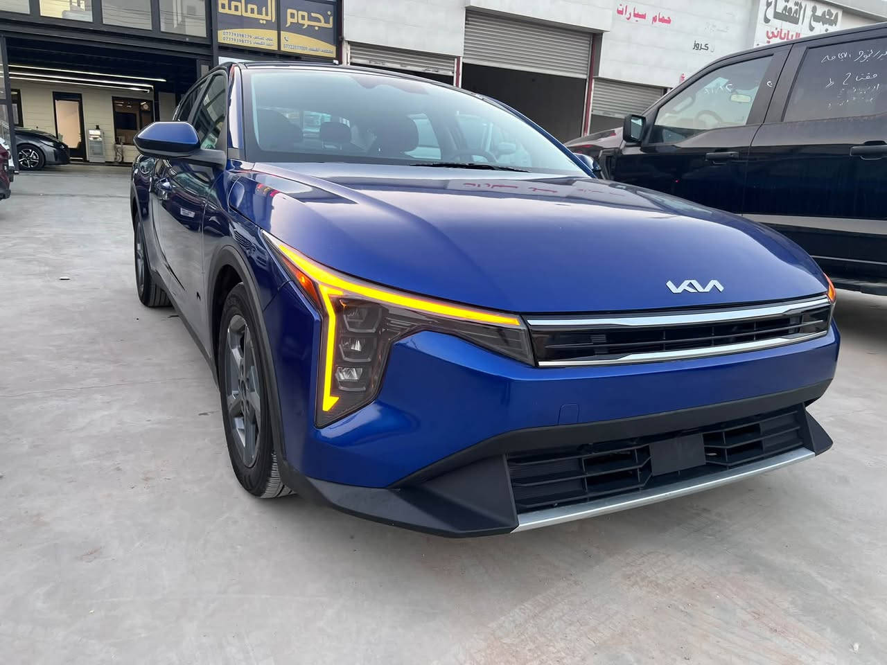 Kia 
K4 
دخول جديد 
بدون رقم 
ماشية 2700mi 
حادث بنيد مبدل ومصبوغ وبارد بين الباب وجامرلغ السايق 
ايرباك ستيرن فقط 

السيارة زيرو دهن شركة بيها تصليح درجه اولى 
 
تشغيل عن بعد 
رادار امامي 
رادار خلفي 
رادار جانبي 
توقف ذاتي امامي خلفي 
تحديد مسار 
قيادة الية 
كروس سرعه 
انظمة قياده 
صندوق كهرباء 
دخول ذكي 
ترحيب بل ابواب 

السعر (138 ) وبيها مجال بسيط 
ديالى بعقوبة 
***********
