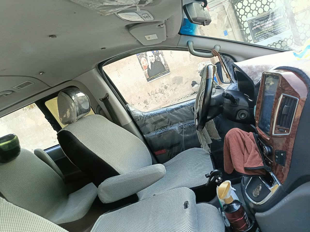 ستاركس موديل 17 رقم نكليزي جديد بأسمي مصفره هيئه وضريبه مكينه سبلاين 12 سياره بيه رشات صبغ من كوريه وضربه خفيفه باب سلايت مصلحه
هذه رقمي/***********
سياره بيه دخوليه جميع مواقع
