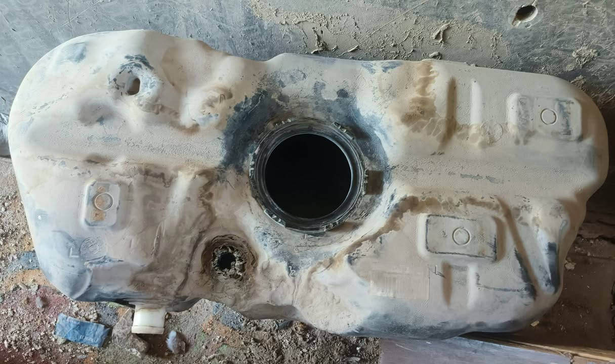 سلام عليكم تانكي نيسان صني هندي
للبيع مابي شي بس الركبه مال تنفيس طاكه وتتصلح لحيم ب ١٠ الاف يعني مو مال هوز كلشي مابيها ب ٦٠ وبي مجال ***********
