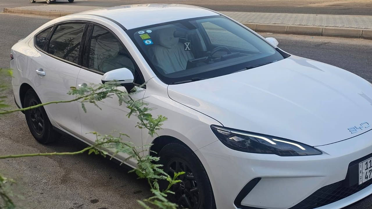 السلام عليكم 
بي واي دي BYD سيل 5
موديل 2025 رقم بغداد حره تحويل ثاني يوم 
السياره كفاله عامه كلش 
ماشيه 19000 
العنوان بصره 
السعر 127وبيها مجال بصيط
رقم الهاتف ***********
