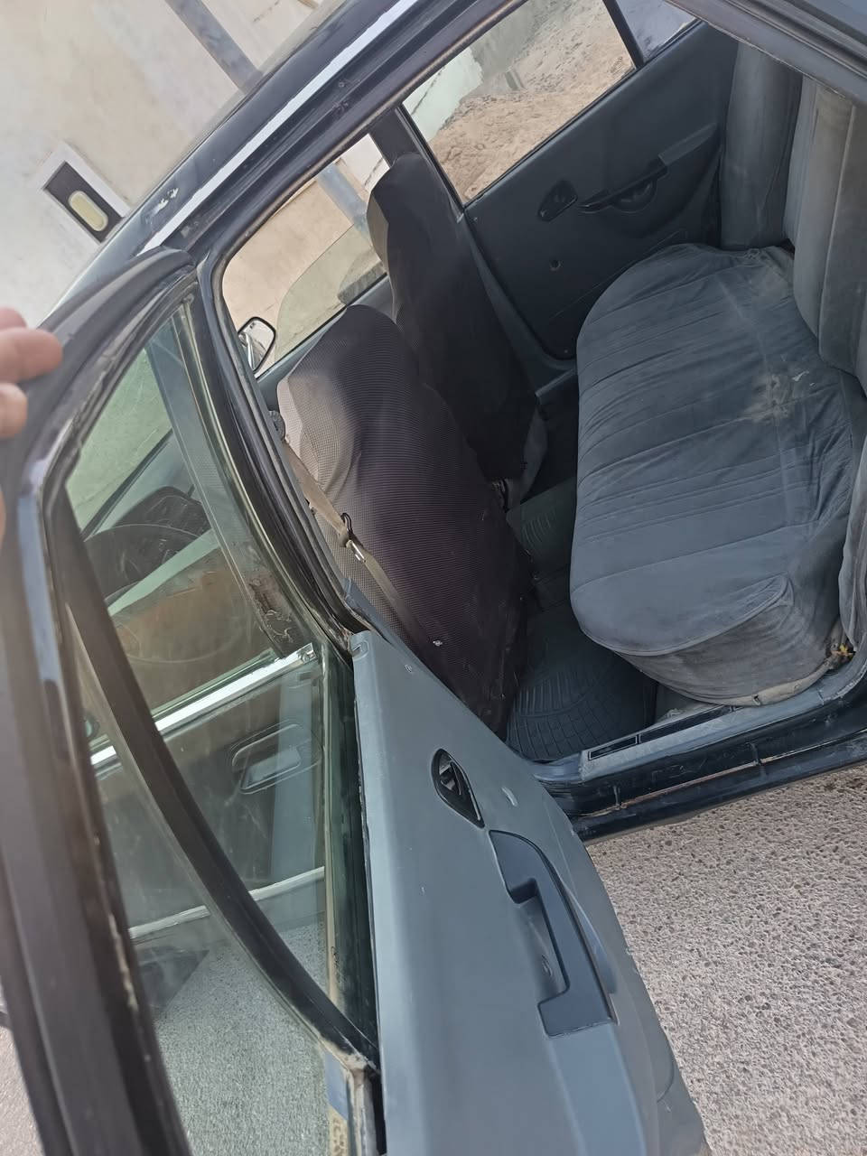 برنس للبيع موديل ٩٦ فراشه سياره جاهزه صدر امامي خلفي مكينه وكير عادي مكفولات بشرط رقم الانبار مشروع وطني تحويل مباشر سياره جاهزه مكاني فلوجه تلفون كورك 7505068571        ***********     سعر ٢٠ او مراوس
