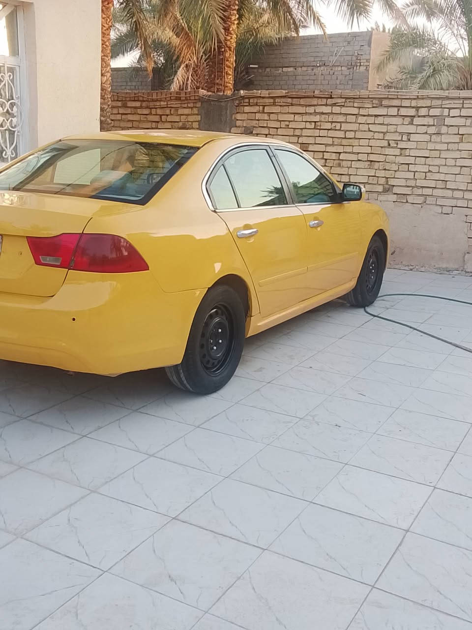 سلام عليكم سياره اوبتيمه موديل2009وارد امريكي السفسار عل رقم  ***********@
