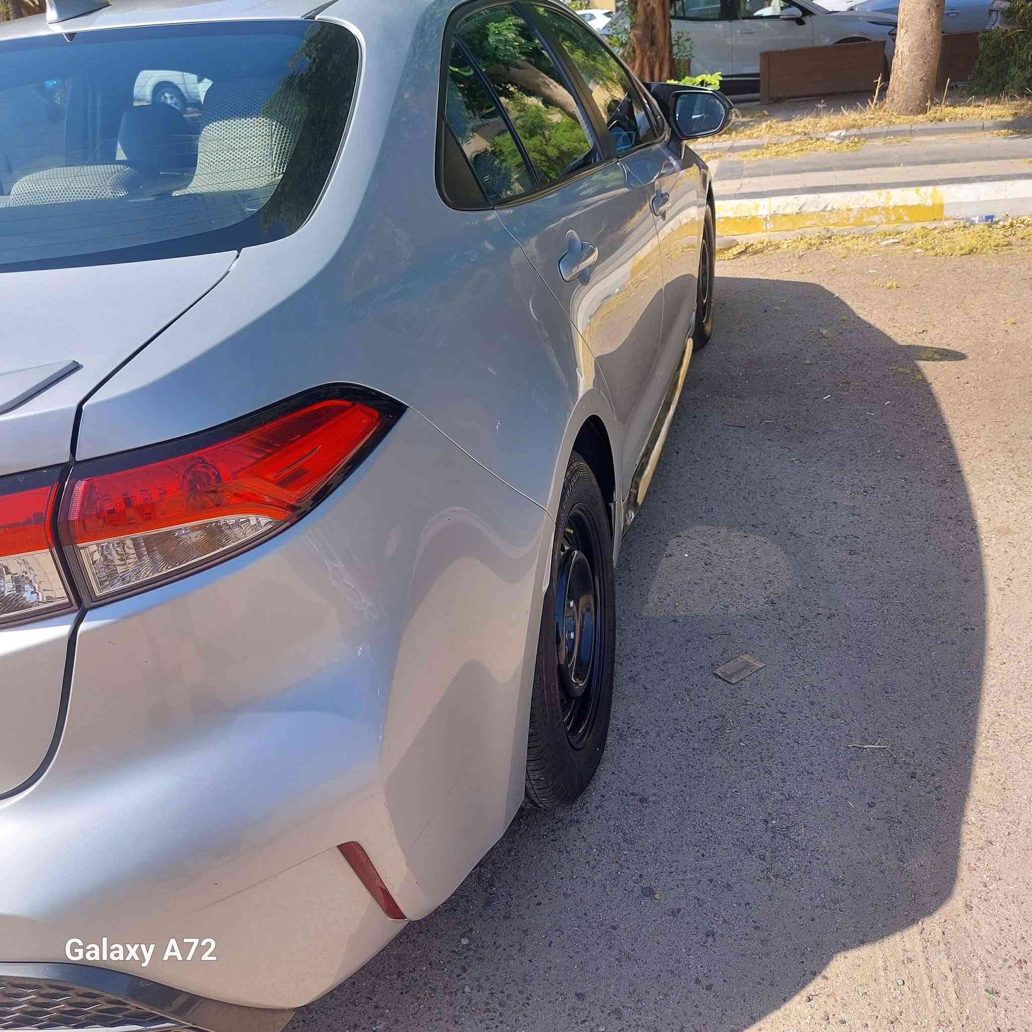 كورلا٢٠٢٠ SE تخم تاير جديد  مدوشمه والارضيه مغلفه السياره حلوه خير من الله  تفاصل اكثر والسعر اتصل ومرفقه معا السونار المندلاويه رقم بغداد شرط التحويل ماشيه ١٧كم   *********** واتساب مكان شارع حيفا
