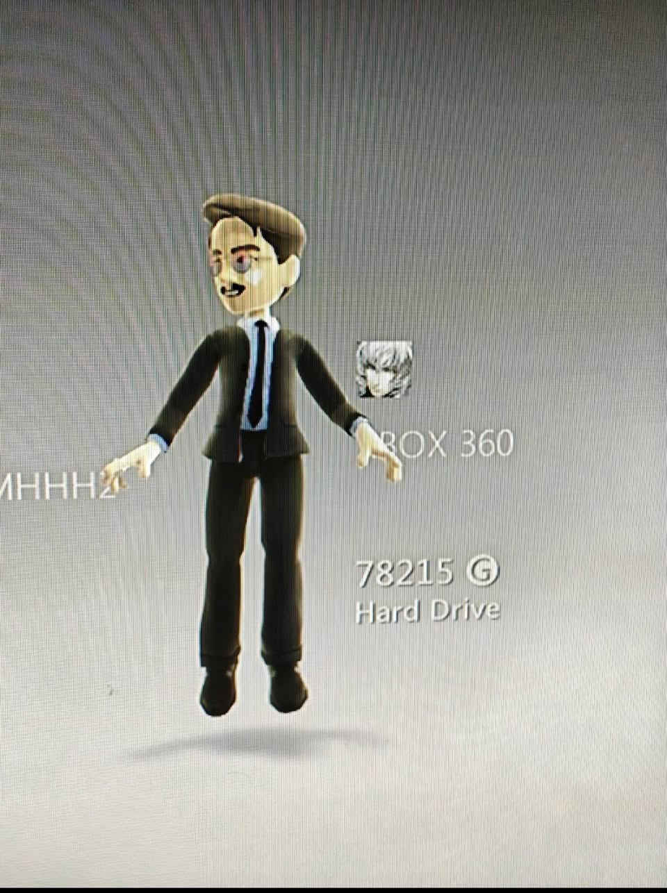 Xbox 360
جهاز نضيف وبي اكثر من 200 لعبة مثل gta , pes, وغيرهة من الألعاب المشهورة ،جهاز بي جوستك وحدة  وعل فحص ،عيبة مشغل الاقراص ميشتغل ،
مكاني بغداد البلديات 

السعر 80 الف ورقمي ***********

نص مكتوب في الصور:
- XBOX 360 78215 G Hard Drive MHHH
- My Games 1 of 211