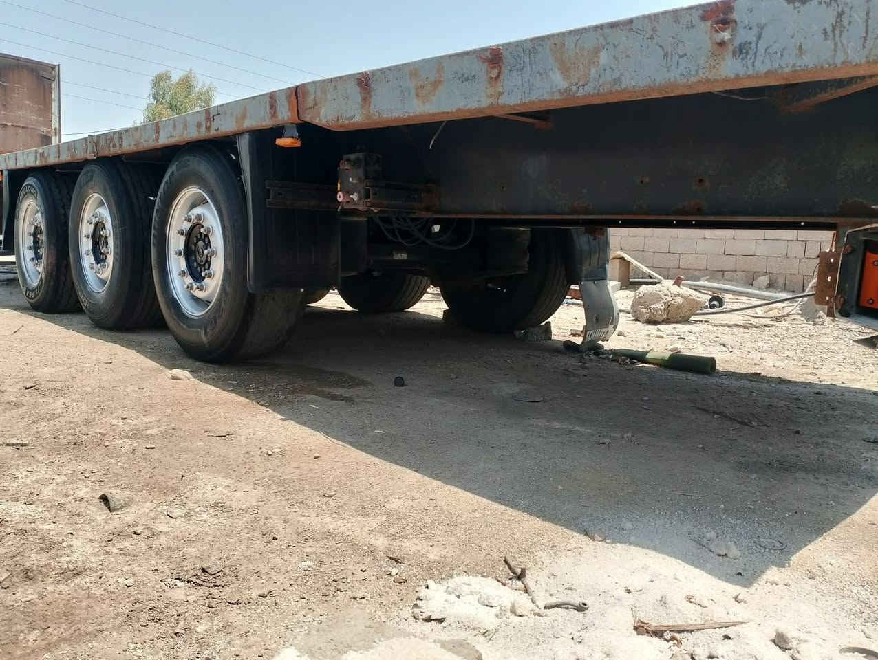 عربانة شمتز مكفولة مكاني بصرة قضاء الزبير السعر ٤٠ وبيها مجال مكفولة ***********او***********
