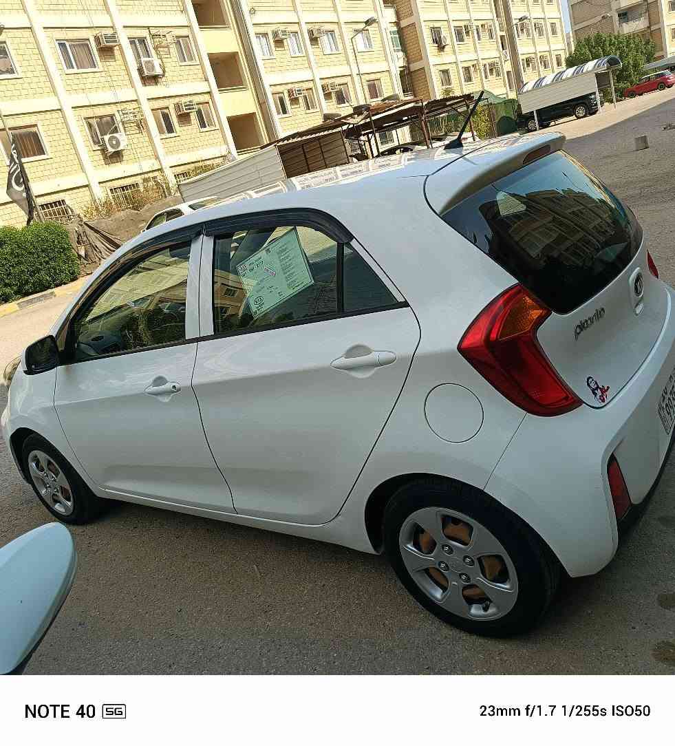 كيا بيكانتو موديل 2017 خليجي
 رقم بابل الجديد 
ماشيه 90 ألف
 مكينه 1400 مامفتوح بيه برغي
شاشه وكامره دواره
كير ومكينه وحداديه وتبريد مكفولات 
السياره مكفوله من ضربه وصبغ
 سعرها 93 وبيه مجال 
السياره بالحله بحي الزهراء يم جسر الام  ***********  *********** حلة, بابل
