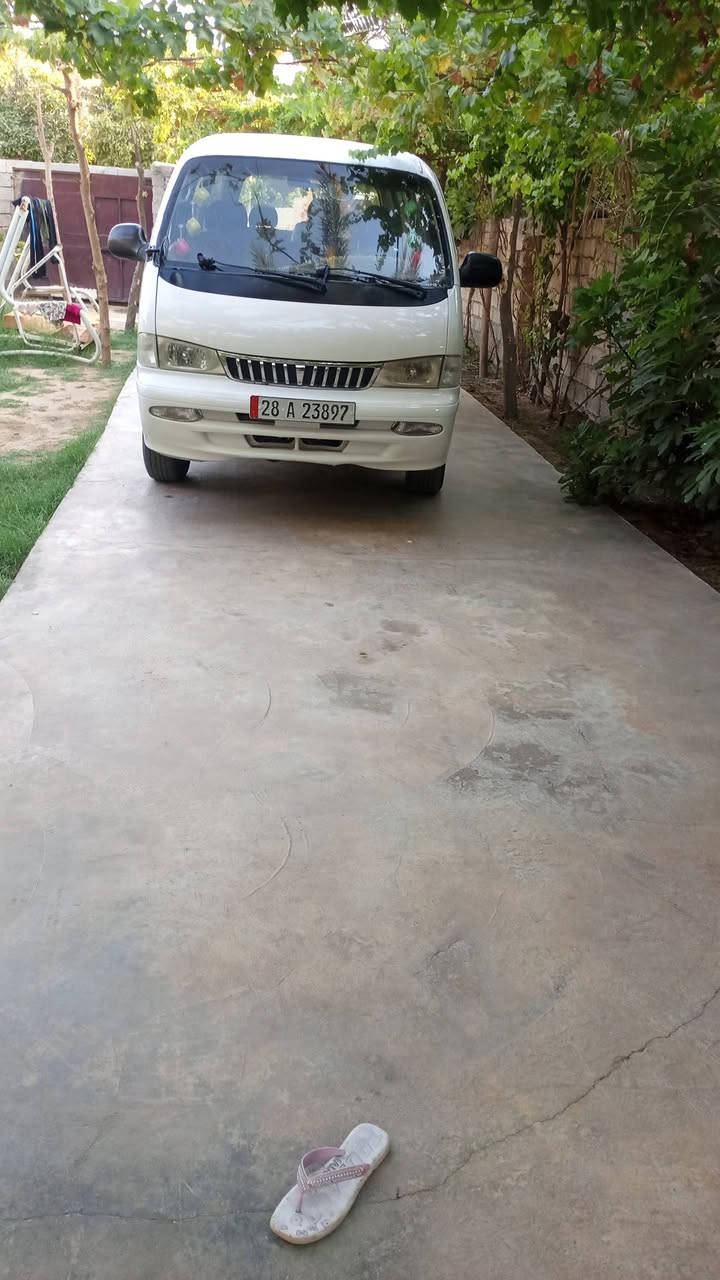 بيجو • موديل ٩٩ • للبيع