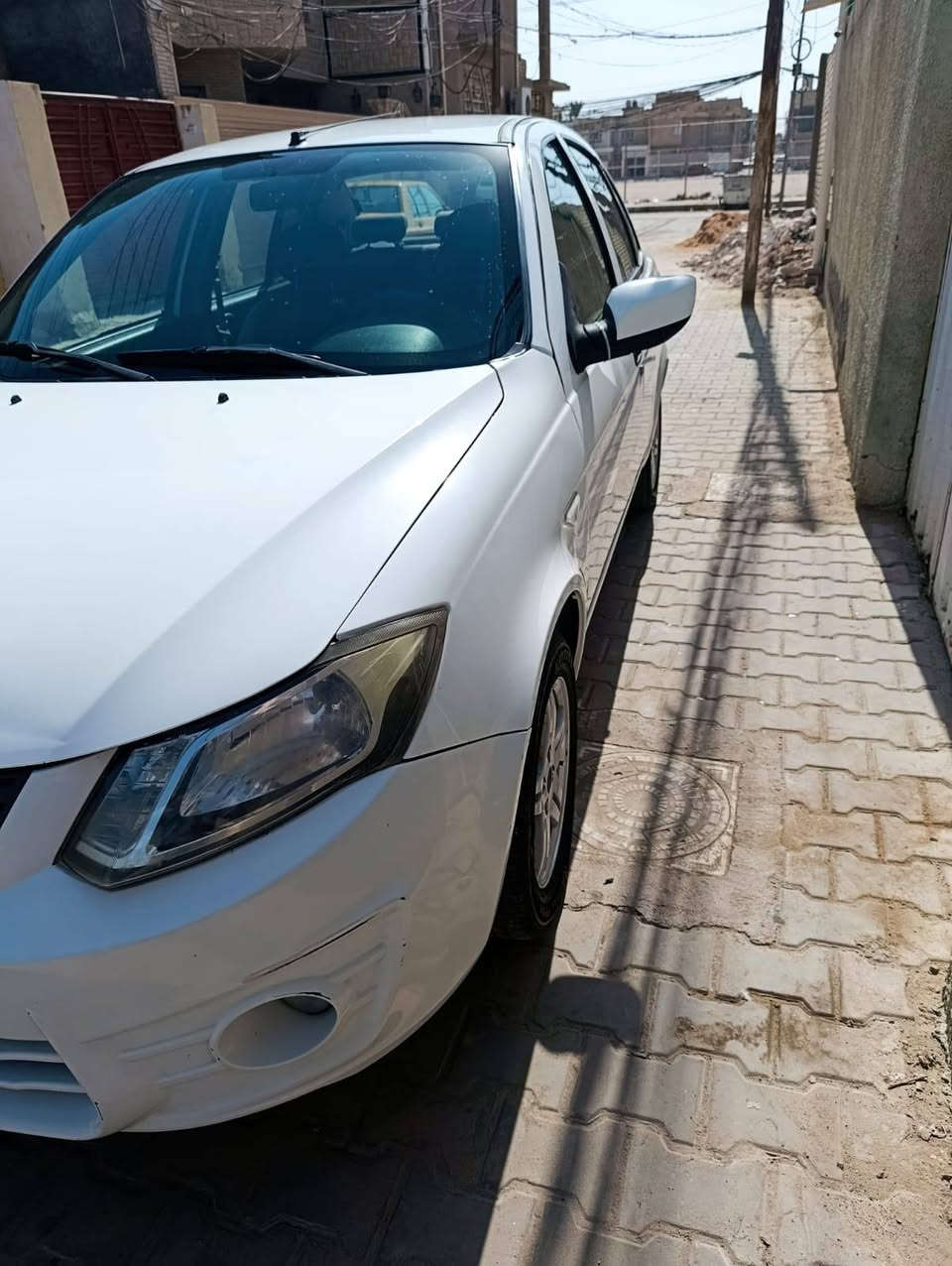 السلام عليكم ورحمة الله وبركاته
ساينا مديل 2022 حره رقم بغداد مكفوله كفاله عامه وبيها سونار
 گشر ومكينه و گير وحداديه وتبريد كله جديد بوضع الشركه
باتري جديد منظومة زنون تايرات دهن جديد مابيها نقص
مكان السياره كربلاء حي العامل مداور ثاني يوم
استفسار اكثر على الرقم
***********
