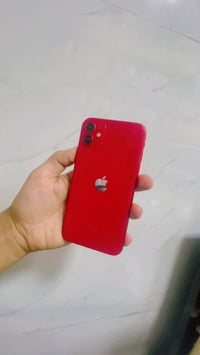 ايفون ١١ • ١٢٨ • بطارية ٧١