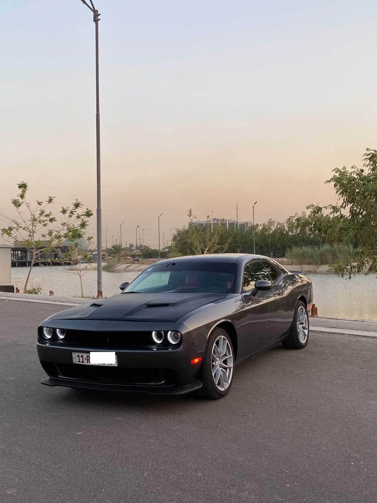 جالنجر 2018 SXT 3600 السياره ستوك على وضع الشركه ماملعوب بيها ابد رقم بغداد الدولي باسمي شخصيا هزه جديده 
ماشيه 93 الف
تخم ويل ديمون طامس تخم تاير
صدر امامي خلفي مبدل جديد 
لايتات ودعاميه جدد
تبريد قطعتين مكينه كير كله مكفول
حادث جاملغ وبنيد صور الحادث بالمنشور 4 قطع صبغ قماره تكم مكفوله 
السياره جاهزه ومابيها نقص مال جناي

سعرها 136$
مكاني بغداد البلديات***********
