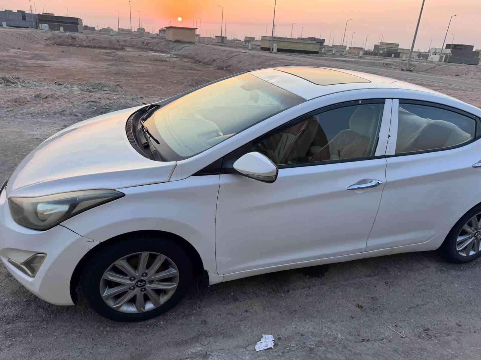 انتره مديل ١٥ خليجي محرك ١٨٠٠ جاهزه بدون ضربه بيه صبغ مكانات ابيع حزام محرك كير تبريد حداده جاهزه شراي يجي ويشوف مكان البصره طوبه ونخيل ٨٨وبيه مجال ***********
