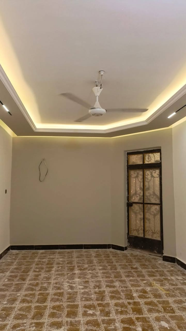 🎨 صباغ وديكورات – شغل نظيف ومرتب
نوفر جميع أعمال الصبغ والديكورات الحديثة، بأجمل الألوان وأفضل التصاميم، مع الدقة والإتقان في العمل.
✅ صبغ داخلي وخارجي
✅ ديكورات وتكيات
✅ شغل مرتب وأسعار مناسبة
📞 للحجز والاستفسار، مراسلتنا على الخاص. او ***********
ذوقك يهمنا، وشغلنا يحچي عنّا ❤️
