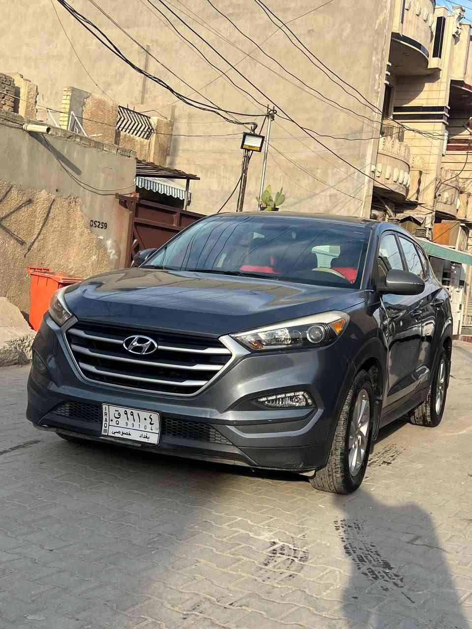 توسان ٢٠١٨ وارد امريكا حادثهة باب السايق العنوان الدورة بدون دواخل وجاي بيها من امريكا كلير الباب خلف سائق وجاملغ فقط السعر ١٤٠ العنوان الدورة رقم الهاتف ***********

