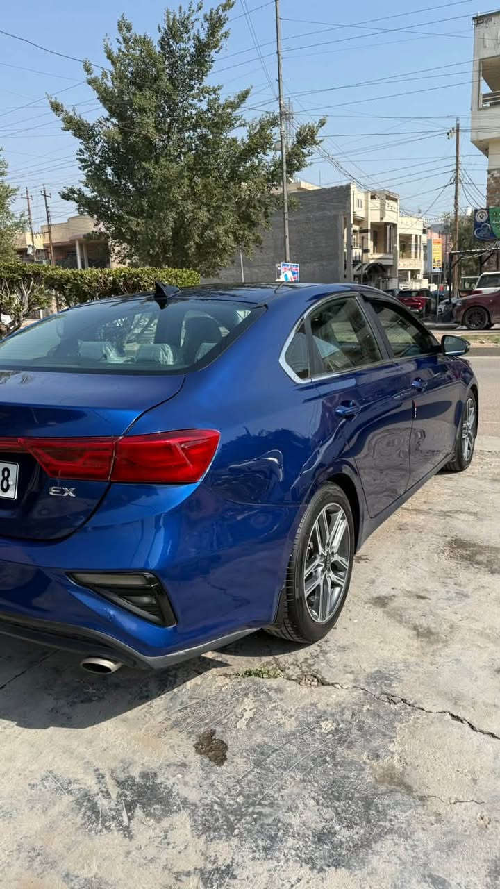 سلام عليكم
يا الله..
للبيع للبيع/
فورتيEX 
موديل2020
مكينه 2000 دوش
كير AT
تبريد قطعتين
تدفئه كشنات+ استيرن
توقف ذاتي
رادار امامي خلفي
تحديد مسار
فتحة سقف
شاشه كار بلي
اشاير بالمري
سياره خير من الله 
رقم اربيل..بسمي تريد تحويل تريد وكاله اني حاظر

السعر127$

مكان السياره بغداد الكرخ الثاني حي العامل
تواجدي قليل عل فيس الشراي يكدر يتصل عل وتساب
***********
اخوان السوك كلشي بي ولحد يكسر بحلال العالم

