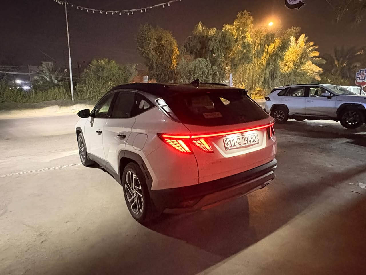 🚘 للبيع هونداي توسان 2025 خليجي

• موديل 2025 — ماشية 24,000 كم
• وارد خليجي
• توكلر
• محرك 2000 سي سي
• كير أوتوماتيك
• كراسي قماش و تحكم كهرباء
• بردات
• شاشة وسطية
• كاميرا خلفية
• حساسات خلفية
• مفتاح ذكي
• مثبت سرعة
• Apple CarPlay
• تبريد فول
• إضاءة LED 
• ما بيها ولا ضربة ولا بارد، فقط شخوط خفيفة ب دعامية

رقم الهاتف : ***********
💰 السعر: 218 ورقه بيها مجال
📍 العنوان: الغزاليه
