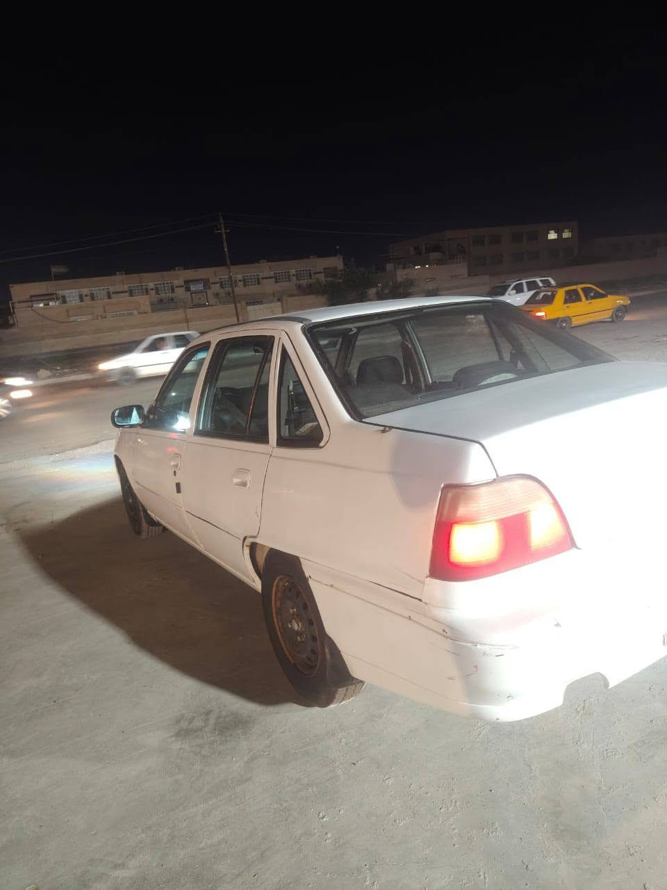 دايو سلو موديل 95رقم نكليزي مصفره غرامات بسمي تحويل مباشر مصبوغه عام الجماليه ‏‪***********‬‏بغداد لعبيدي ملاحضه مكلف بل نشر اتصل عله رقم ما متوفر عله لفيس السعر 28
