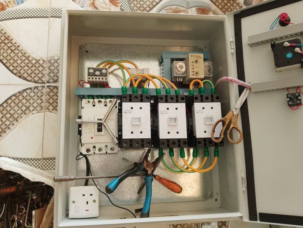 صناعة بورادات جبيرة (عدد 2) 75 حصان و50  حصان كوندكترات الاصلي .صيانة البوردات في مواقعها.🔧💧
كافة المضخات والماطورات الكهربائية اختصاصنا
كهربائياً وميكانيكياً
فحص، صيانة، لف محركات،
صناعة وصيانة البوردات الالكترونية باحترافية ودقة تبديل بوربرينات تبديل الجبن، معالجة ضعف الضخ والأعطال بمختلف أنواعها
خبرة وعمل بإتقان لخدمتكم. ⚡🛠️
اسعار مناسبة جدا والشغل نقدآ 😁
ناحية النمرود قرية الجرف 
***********
بادارة محمد حامد النمرودي
