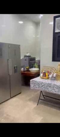 بسم الله الرحمن الرحيم مشتمل للبيع مساحته ١٣٧متر   واجهه ٥ 📌الموقع الم...