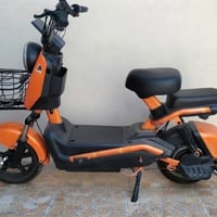 دراجة كهربائية • مستخدم قليل • بطارية جديدة