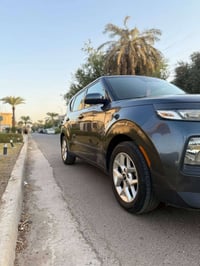 من رخصت الأيمن سيارة كيا صول موديل 2021 تحويل وكالة باسمي رقم وسنوية ج...