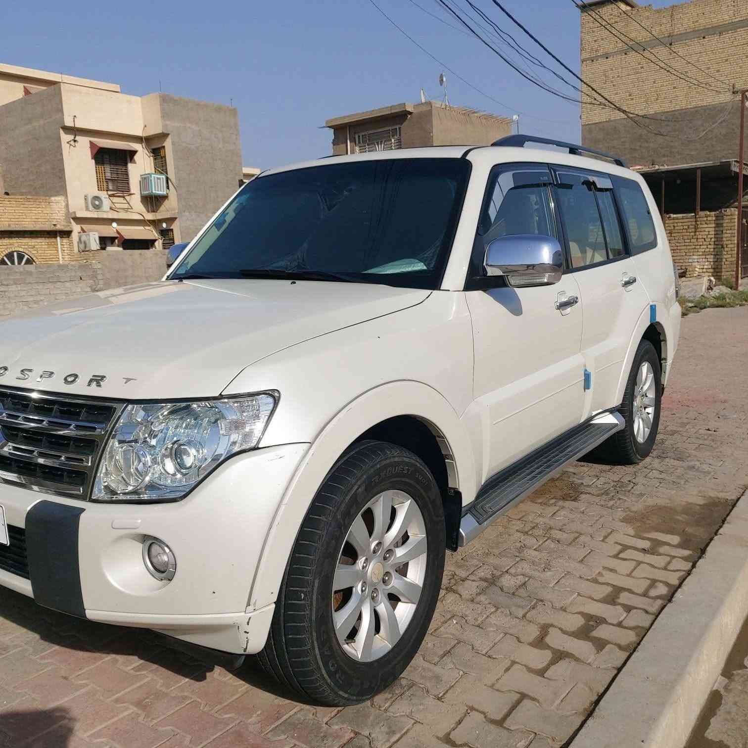 السلام عليكم

   للبيع باجيرو اعلى فئه

   باجيرو 2010 بغداد خليجية

   وكاله حبتور اعلى فئه بل حبتور

   رقم بغداد انكليزي مميز

   مداور ثاني يوم 

   سنويه لغايه 2027

   مواصفات فول 1/1 

      فتحة 

       دمام 🥁

       لايت زنون

     حساسات خلفية

     اشاير بلمري 

     كشنات جلد 

     تحكم ستيرن 3جهات

     مري شفط 

     مكينة v 6.. 3.800 .. GLS

     كروز سرعة

     تبريد ثلاث قطع 

     7 راكب

     ثلاجة 

     كشنات جلد

     نضام دفلوك 

     حاكيه الجبيره 

     مري شفط

     شاشه كامره دواره

     12سماعه 

                            AWX

       4*4

      ارضيات الشركه بعدها بيها 

      السيارة بدون صبغ ولا تبديل ولا معجون

      عدا ٤ اصبع بل جاملغ بل هلال الايمن فقط

            السياره احله من الصور

      (( مكان السياره بغداد المحموديه  ))

                    للإستفسار هاتف .

        اتصال  *********** 

              او عل واتساب واني حاضر 

           اسف عل اطاله تحياتي للجميع
