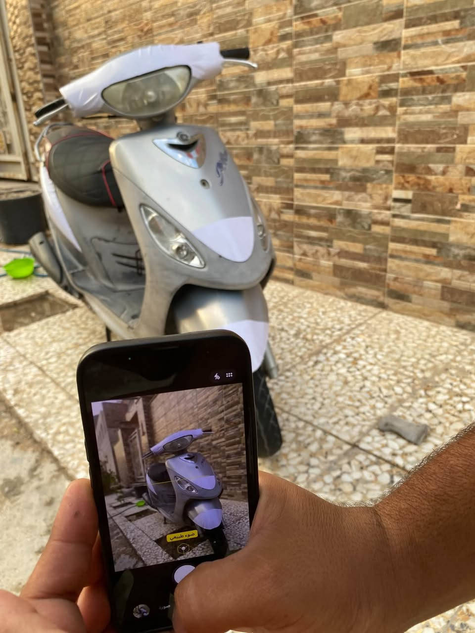 منغولي 📍بيع او مراوس📍 برغي مامفتوح بيهه  وكله بلاديه دراجه نشطه وبحيلها كلشي ماناقصه نكره سلف مكاني دوانيه مركز

***********

نص مكتوب في الصور:
- ضوء طبيعي