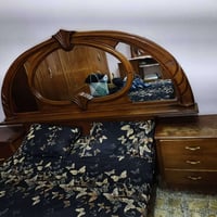 غرفه • طابقين • ٦بيبان