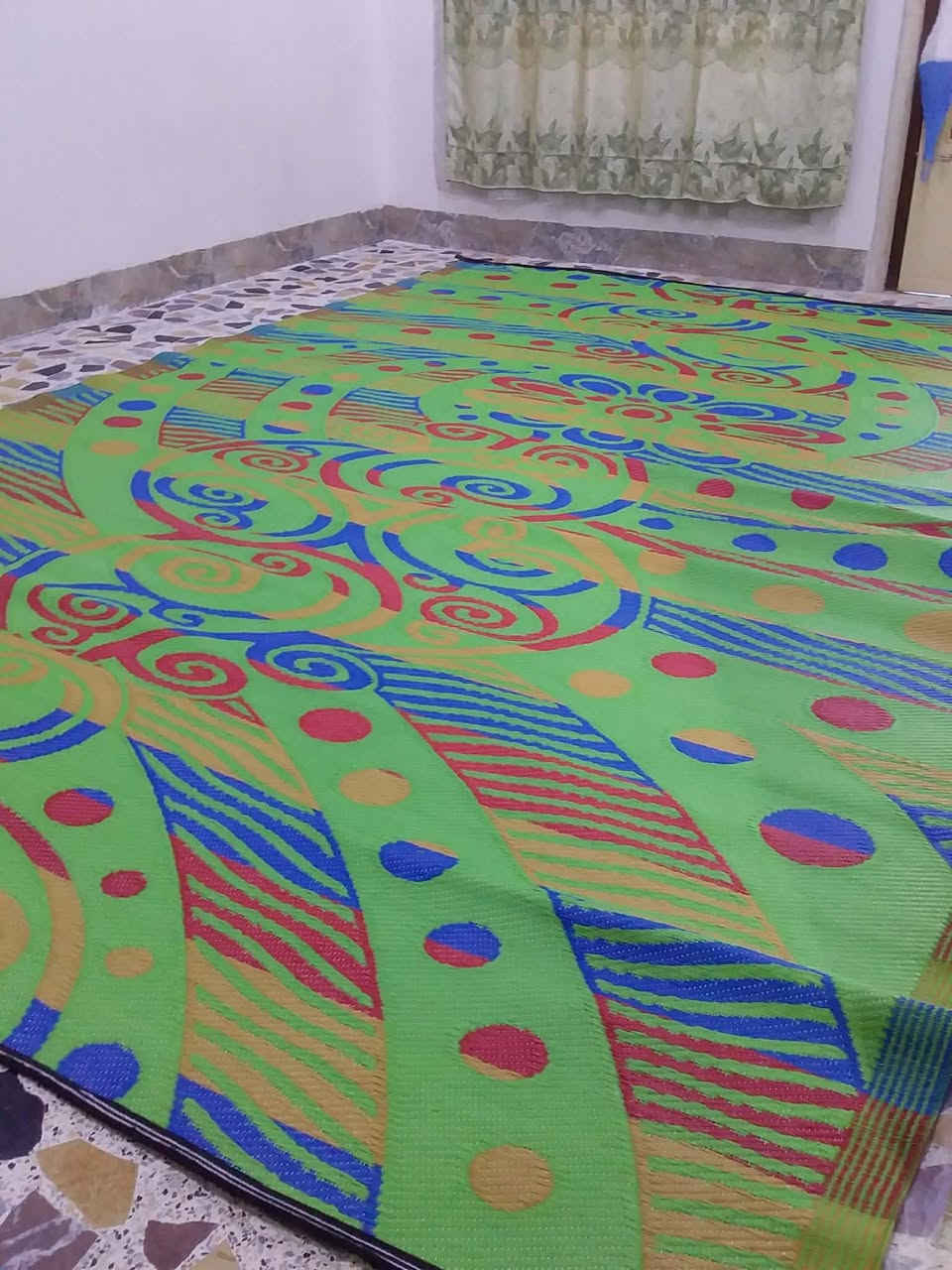 محفورة ٣في٤ • حصيرة ٣في٤ • صندوق خشب/حديد