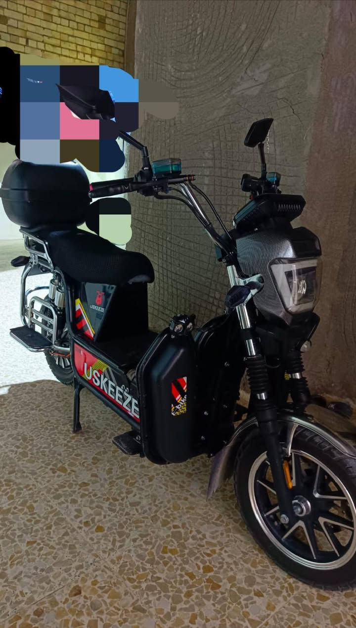 دراجه شحن للبيع دراجه نضيفه خمس بطاريات اربع سرع نضام R
سعر 550 وبي مجال للتواصل واتساب***********
