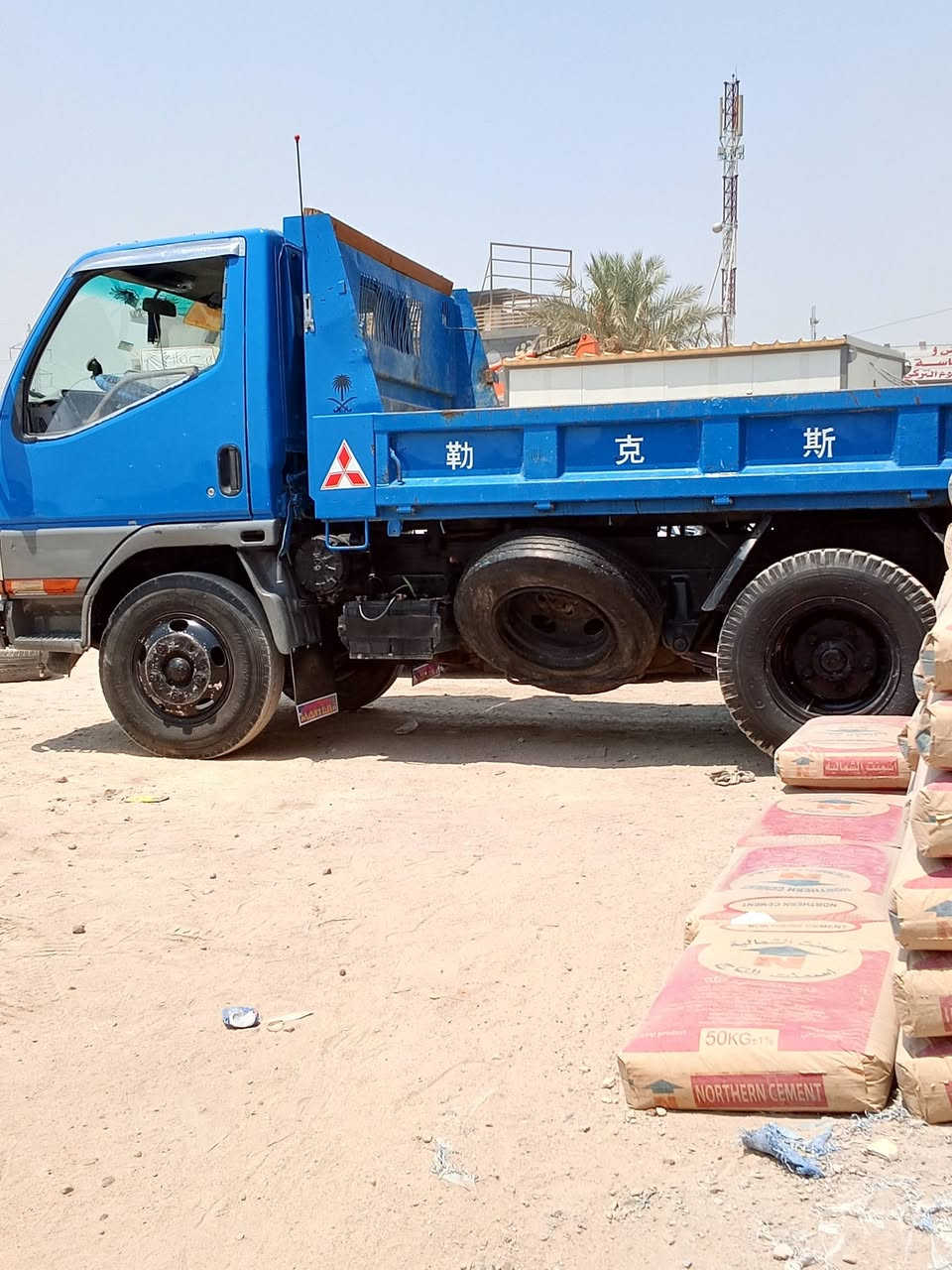 سلام عليكم كنتر للبيع بزون رقم بصرة معلاية/***********/
