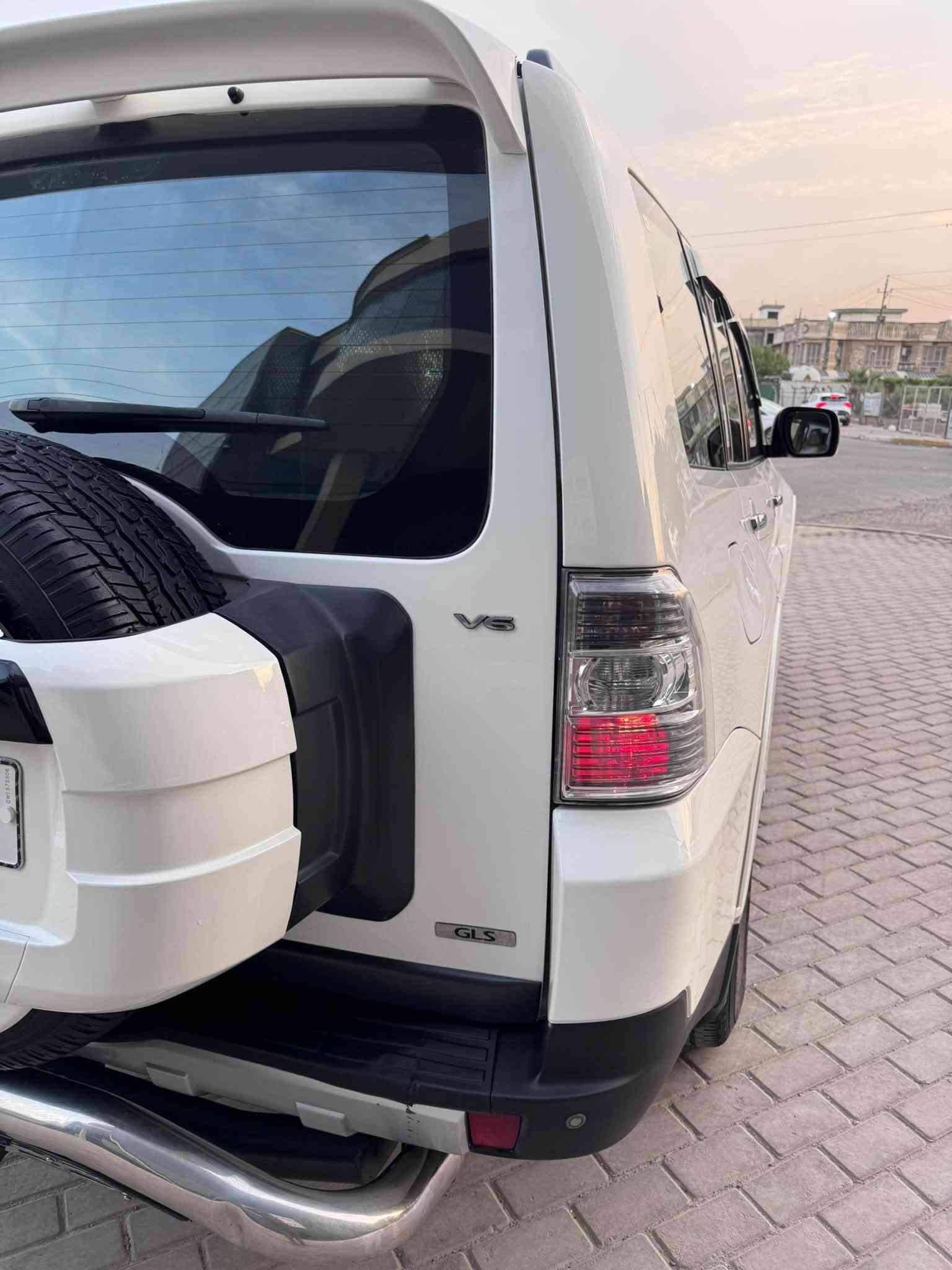 باجيرو ٢٠٠٩ • مكينة ٣٥٠٠ • فور ويل