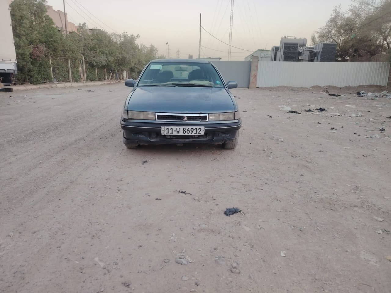 للبيع ميتسوبيشي لانسر موديل 91 رقم بغداد انكليزي مشروع وطني سنويه لغايه 29 السعر 25$ هاتف *********** سيارة محرك وكير عادي مكفولات لاضربه ولا صبغ ولاخياس سياره بلاديه ناعمه كلج جديد بريك جديد دواخل نضيفه كهربائيات كله شغاله صدر جديد خلفي امامي تايرات جديده مكاني بغداد
