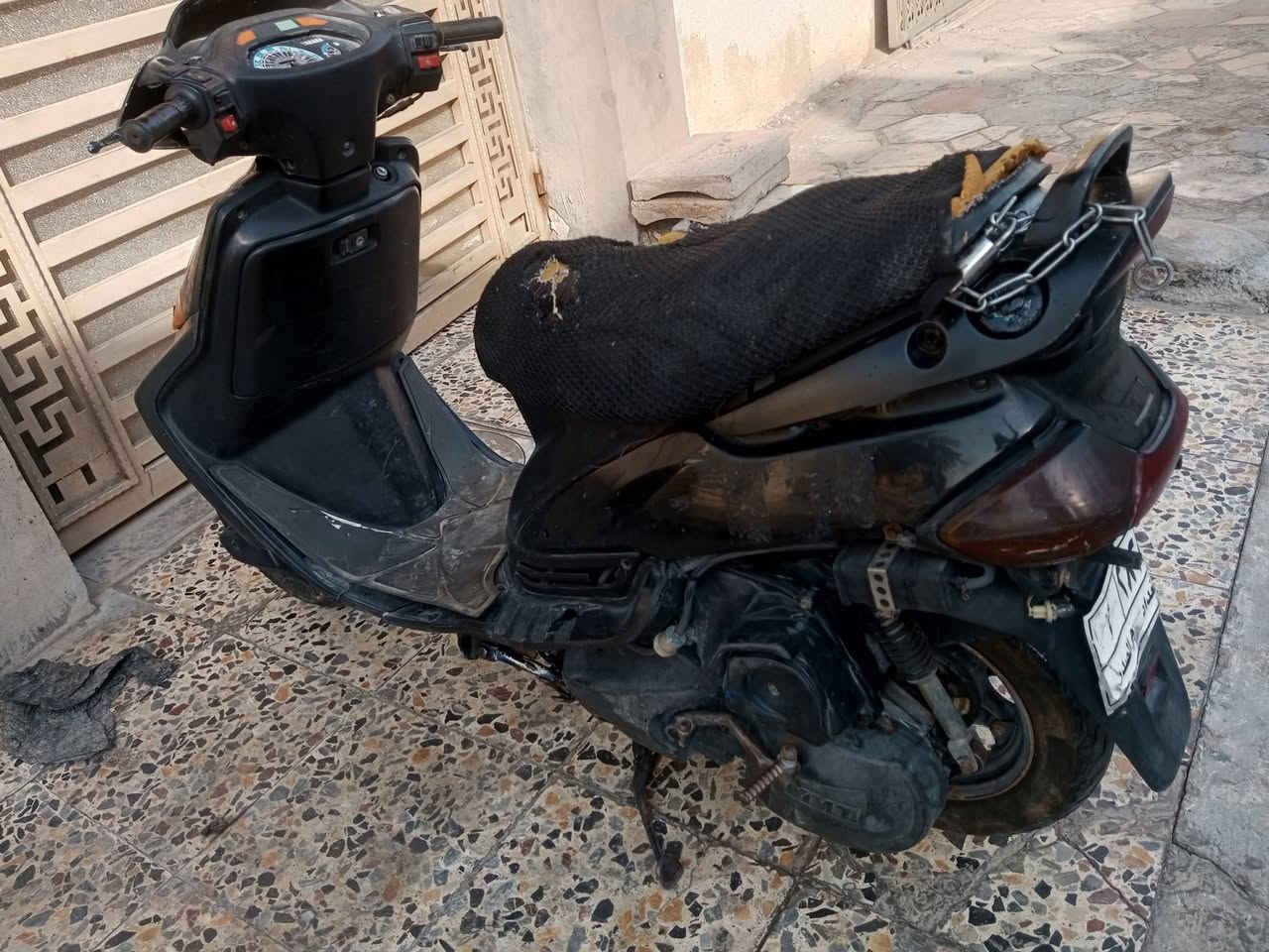 دراجه فراشه للبيع مكينه كلش حلوه لاتدخين ولا تبخير والا نضوح شلعته كلش حلو منطقة جميله سعره 200اوابيه مجال قليل جماعت 150اطبكو علا صفحه بيه شغلت بصيطه ***********
