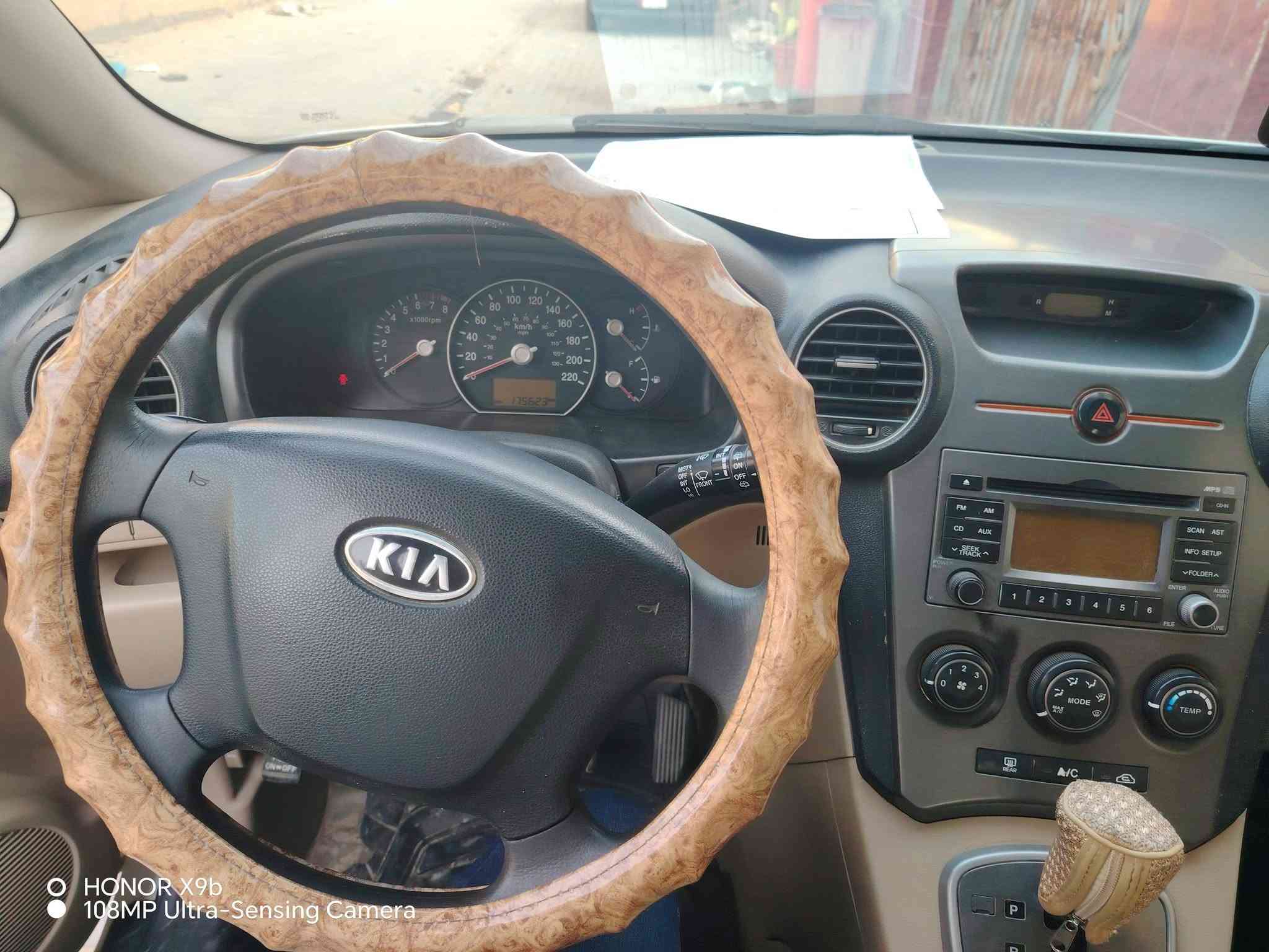 كيا كارنز خليجي ٢٠٠٩ نظيفة جدا ٧ راكب بيهة قطعة ونص صبغ محرك ٢٠٠٠ تبريد قطعتين حدادية تخم تاير بيع او مراوس بسيارة زغيرة السعر ١٠٥مكان كربلاء @إشارة
كيا كارنز خليجي ٢٠٠٩ نظيفة جدا ٧ راكب بيهة قطعة ونص صبغ محرك ٢٠٠٠ تبريد قطعتين حدادية تخم تاير بيع او مراوس بسيارة زغيرة كوري  او ياباني  السعر ١٠٥مكان كربلاء  @
***********
