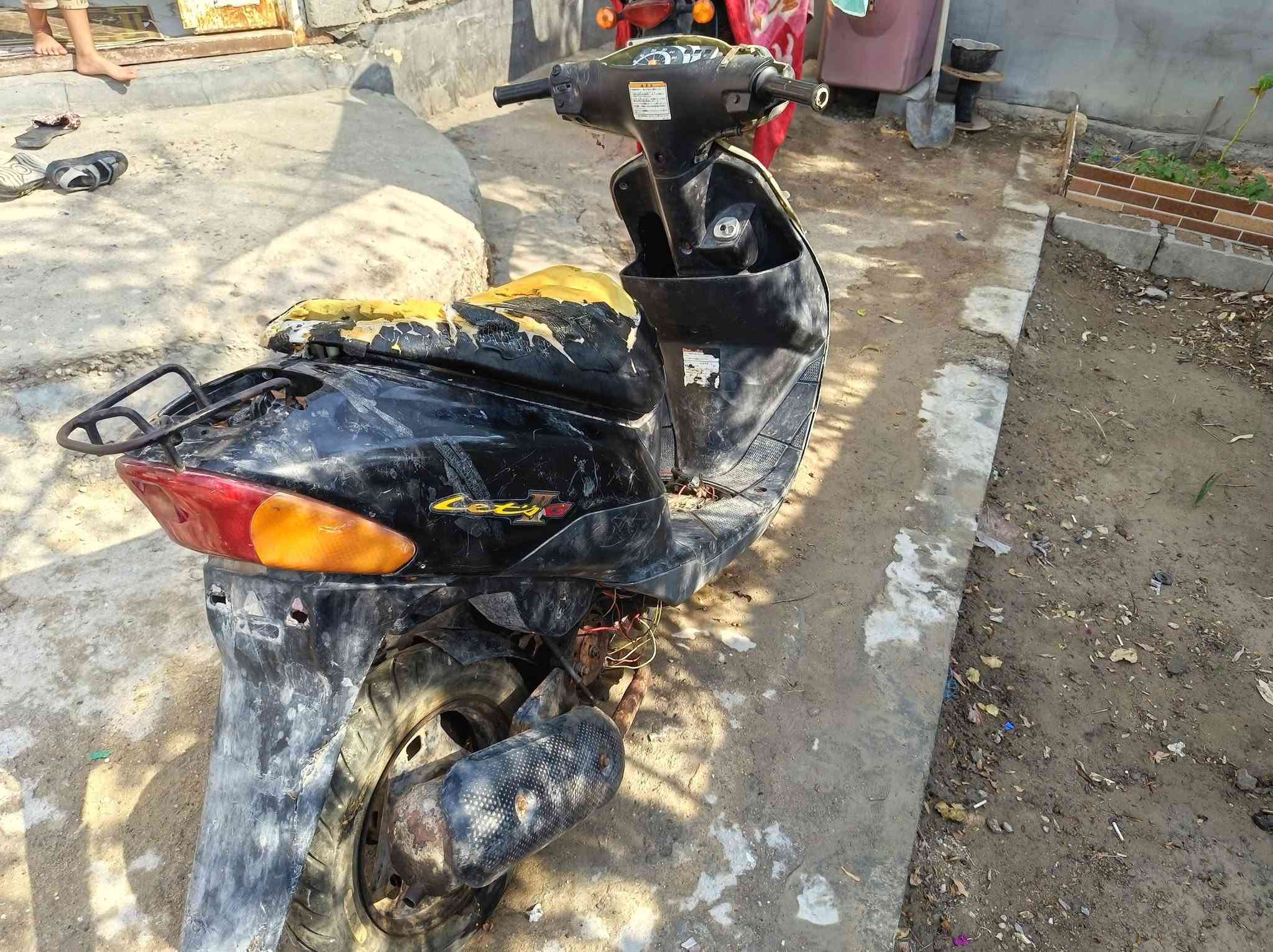 سلام عليكم  دراجات ثنينهن ب 250 اول وحده وكفت ما ادري شبيه و ثانيه شغاله كامله تواصل ***********
