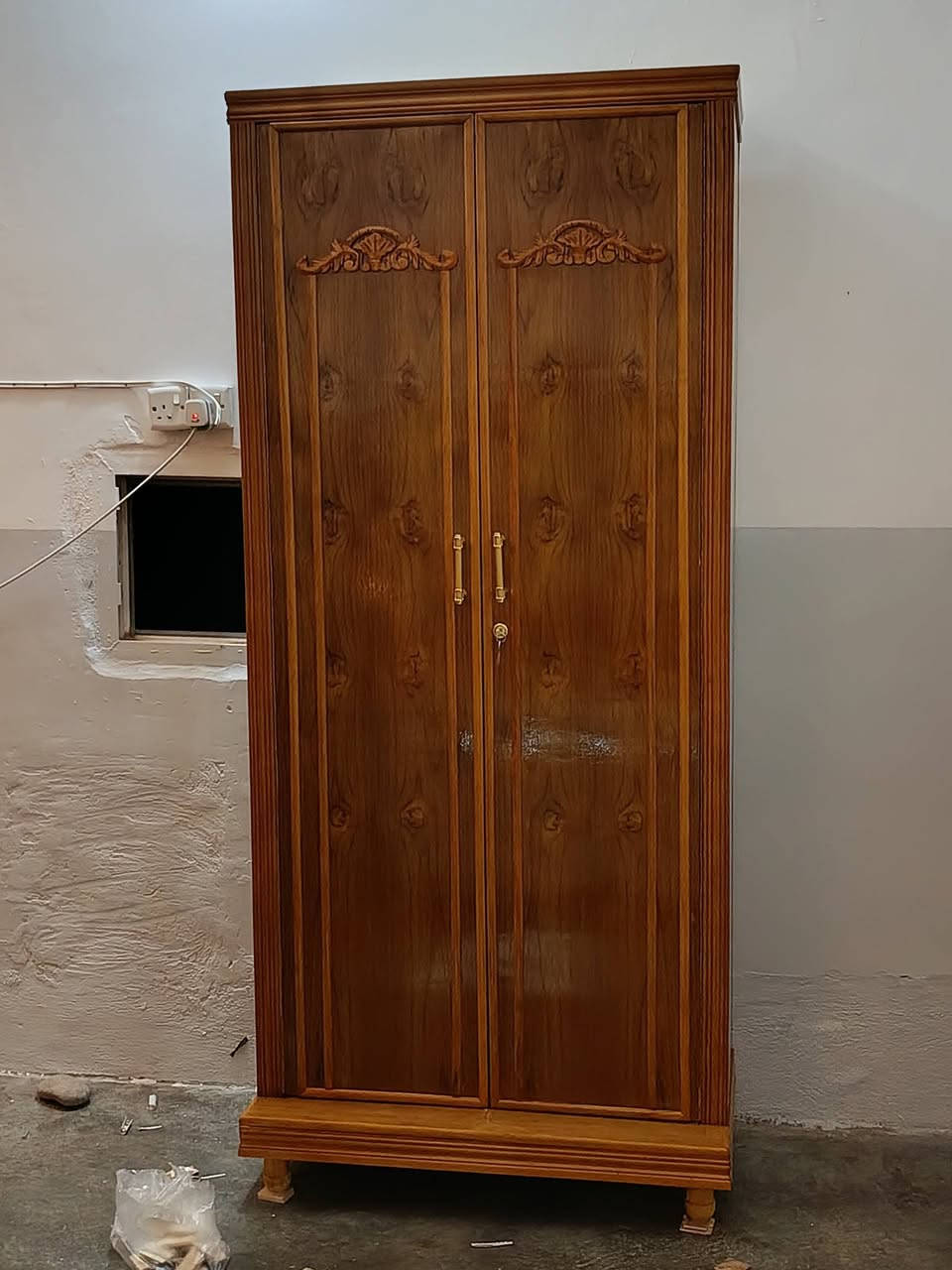 السلام عليكم تم تجهيز غرفه صاج 5ملم من معمل ونجارة صالح فصال حسب الطلب
العنوان... الشرقاط ،الساحل الايسر، قريه عويجيله، 
للاستفسار علا الخاص او الاتصال علا الارقام ***********
***********
