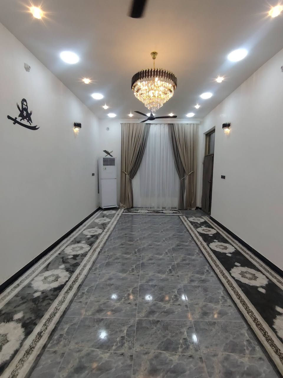 دار للبيع

رقم  معامله كامله

المساحه 240 متر

الموقع  على للساحه خلف ربع سايدات مال سياسين

السعر140 مليون
تواصل واتساب ***********
