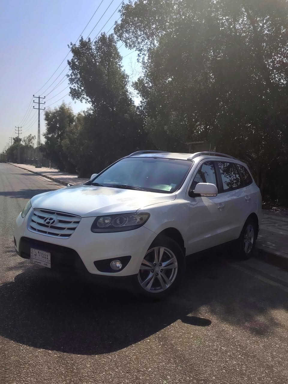 السلام عليكم يابة
سنتافي 2011 خليجي
6 سلندر - 3500cc
ممشاها 240
رقمها بغداد مميز
السيارة بأسم راعيها مكانها النجف الاشرف
السعر 155 وبيها مجال للطيبين
التواصل على هذا الرقم - *********** -
