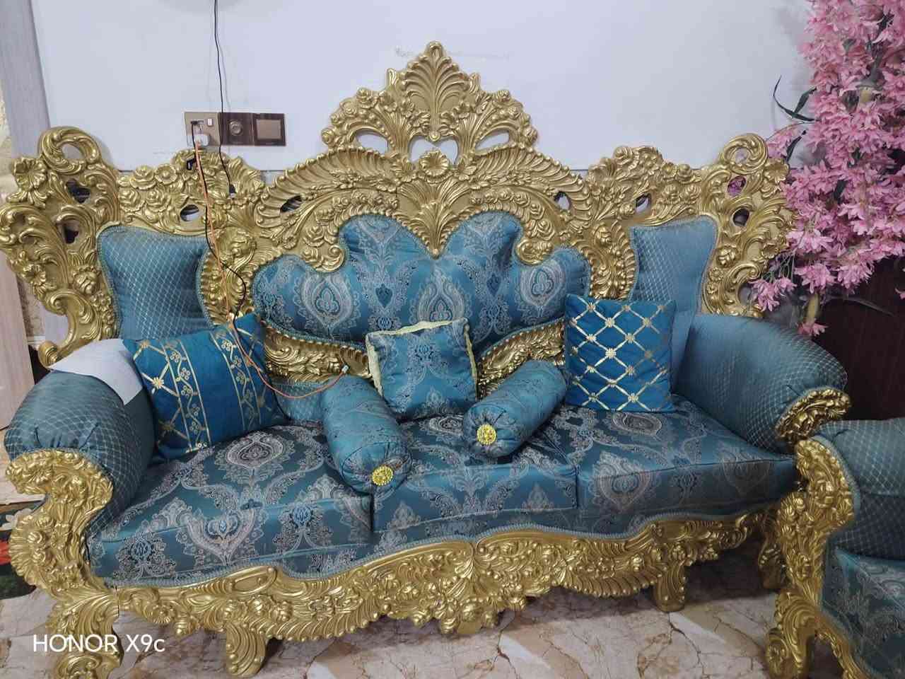 سلام عليكم تخم ملكي ١٠مقاعد   نضيف جدا  مكان تكريت رقم *********** اتصال
