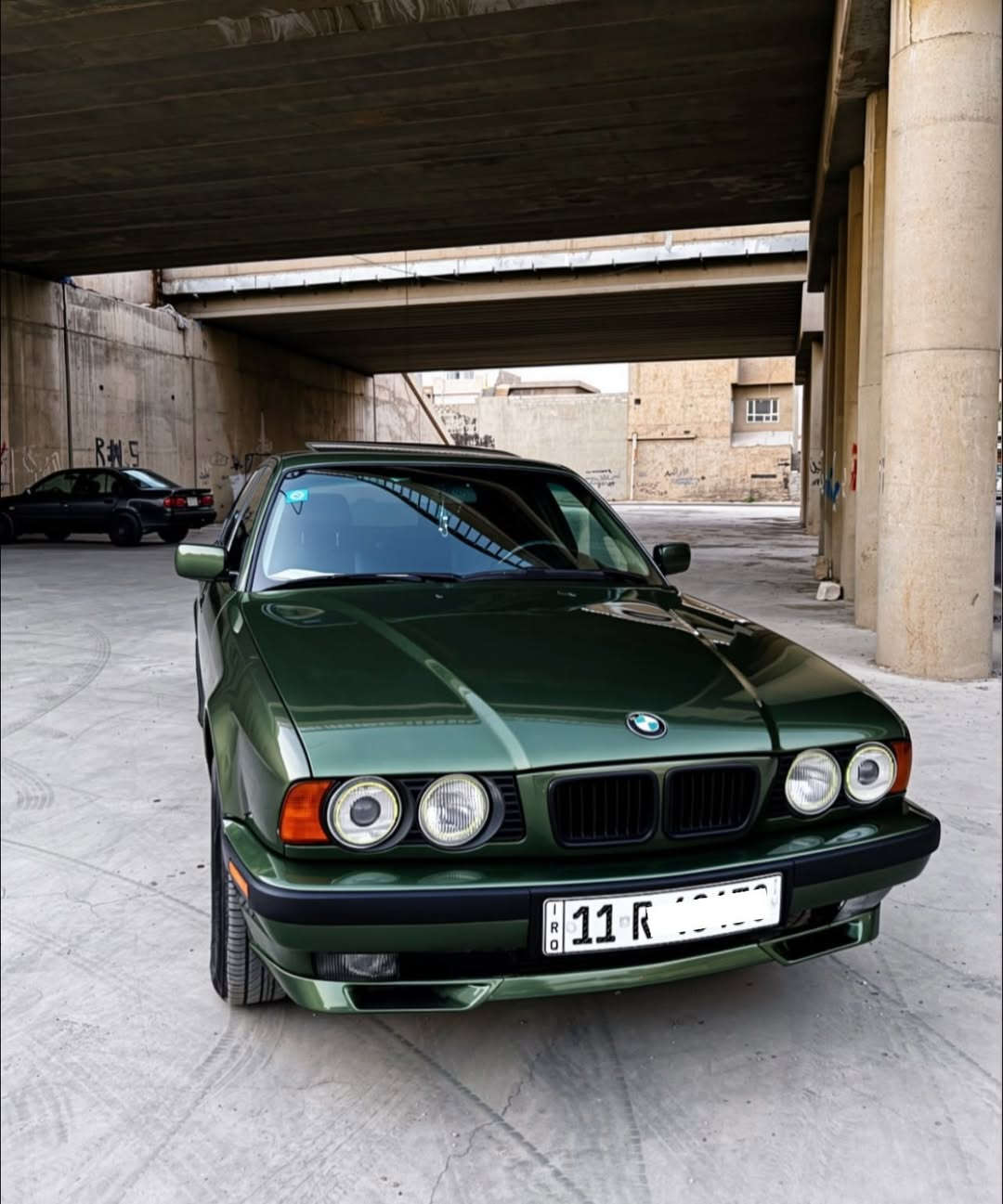 سلام عليكم 
BMW/#540iA/1993
بيع او مراوس حسب القناعه 
فول موصفات اصل بليته وسنويه بسمي هزه براد جديده
بدون نواقص بدون ضربه جاهزه كير محرك كصه بشرط 
تبريد ثلج منضومه جديده بنكات كهربائيه Z1
اكسل خفيف ضفيره بلاديه مملعوب بيه برغي 
سياره حيل نضيفه خام مو تعمير 
تايرات جديده ويل خليه بلاد صدره جديد 
لون زيتوني مصبوغه زيتوني فاتح 
سعر97$ومجال بسيط
مكاني كركوك
رقم الوتس:***********
تلفون ***********

