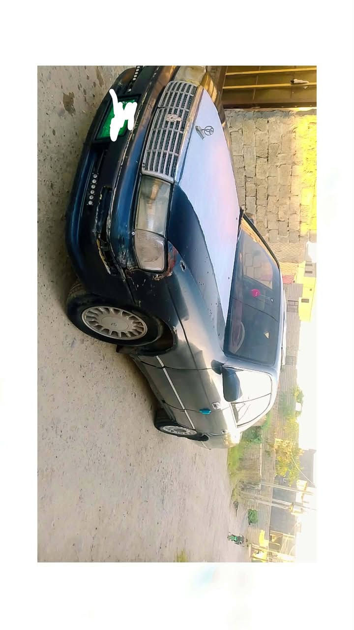 السلام عليكم للبيع فقط بطه كص موديل 92 السياره نظيفه وحلوه كير محرك شرط  السعر 15 وبيها مجال للتواصل خاص او عل رقم ***********
