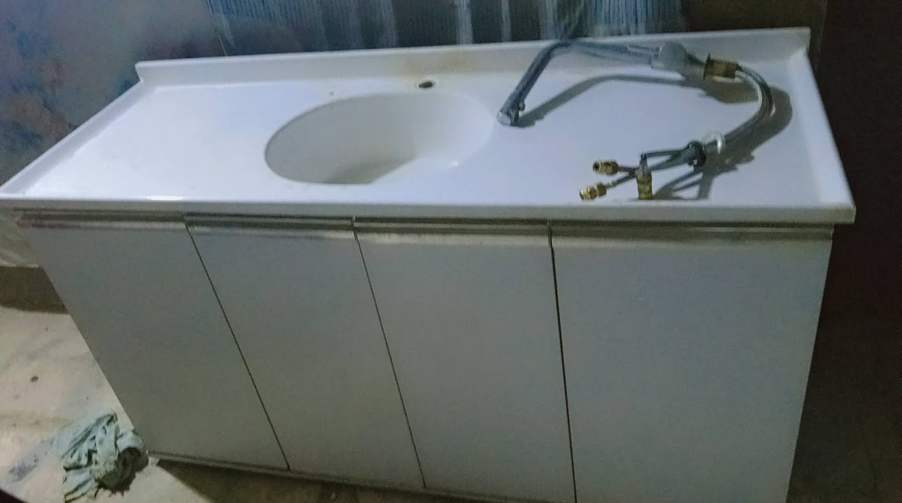 كاونتر تركي للبيع خشب جديد استعمال قليل مكانا بغداد حي الجهاد
الاتصال على هذا الرقم 
***********
