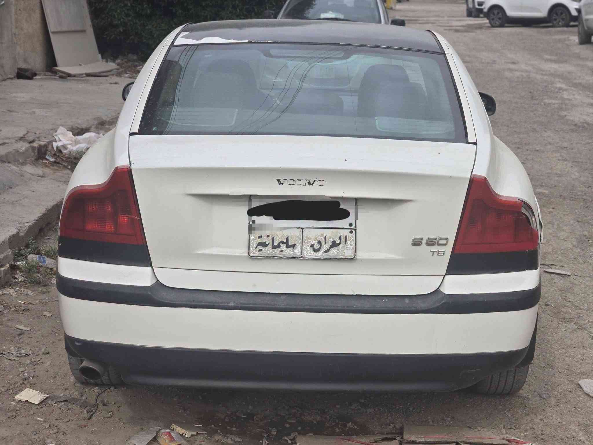 S60 T5 • ٢٠٠١ • كامري ١٨٠٠