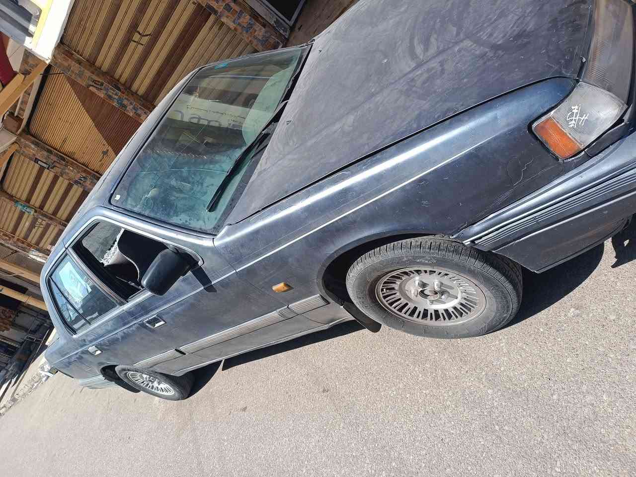 مازده 929 صالون  امطوزه  سقف بوند صندوك كير توماتيك سياره للروحه وجي اربع  مو سته  كهربايات اشايره يرادله ترتيب لايت عالي وناصي شغاله   بس سياره يراد الها ادامه طخم 70 /ب100  رقم اجنبي شرط التحويل هزه جديده  كابريته مو ناوزل يعني ماتعبك  نكره سلف مكان سياره حي سومر موصل سعر مناسب 22ورقه   بحك ستوته ***********
