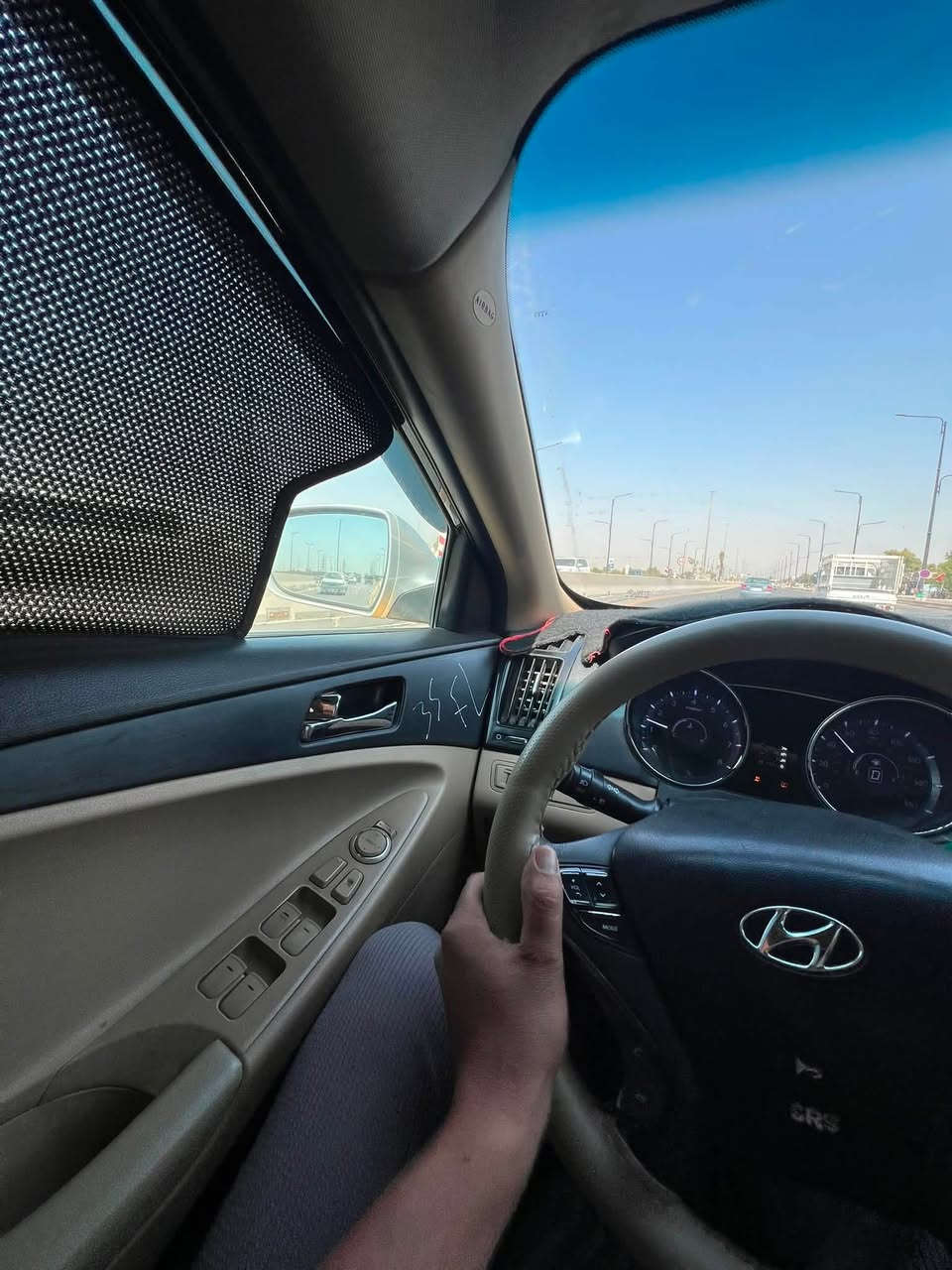 سونتا مديل 2013بنيد وجاملغ بدون دواخل والباقي كفاله السياره جاهزه وجديده فول موصفات عايزه زوج تاير بس ***********تصل وتدلل
