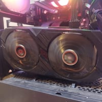 كرت شاشة rx590 8gb Phantom غير مجدد نظيف الكرت ما مستخدم هواي جبته جدي...