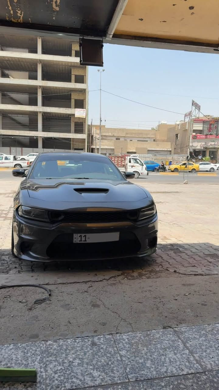 السلام عليكم 
المميزة للبيع🔥
جارجر سكات باك موديل 2022 محرك 6400 اصل وبالسنوية فول فول مواصفات اعلى شي بالدوج عدى الرادار الامامي شنو ابالك بيها 
للبيع او المراوس بشي اقل جارجر او اوباما او كامري او اي شي ثاني حسب القناعة 

  السيارة سلايد فتحة ، كشنات كنتارا وتدفئة وتبريد وخزن مقاعد ، ونقاط عمياء عدى الرادار الامامي 
السيارة ماشية 30 الف وبالعراق ماشية تقريبا 17 الف
…………………………………………………………………………
السيارة جديدة جدا ومابيها نقص اي برغي وجاهزة على اخر حباية 
السيارة بيها قطعتين صبغ فقط (بدون شواصي) جاملغ وبنيد وبيها بارد بسيط 
……….
السيارة مزودة
وعليها داون بايب vortex يم علي الوادي 
وعليها زرع بوابات اكزوز وslp ودبات سود كلهم يم علي الوادي
وحلوك اكزوز 5 انج
ومنظومة لايت led 
بلكات ريسنك 
وهواية امور نسيت اذكرهن 
وعليها ادامة كاملة من كل شي
السيارة مبرمجة برمجة سيفتي ومفتوح عقلها فتح رسمي يم مصطفى ايكل 🦅 والسيارة صاروخ وكاملة من كل شي 
سنوية جديدة وباسمي وهزة جديدة تحويل ثاني يوم
سعر السيارة جدا جدا مناسب 
لتفاصيل اكثر رقم التواصل *********** موجود اتصال وواتساب ومكان السيارة بغداد 

السيارة للبيع او مراوس بتيسلا حسب القناعة
