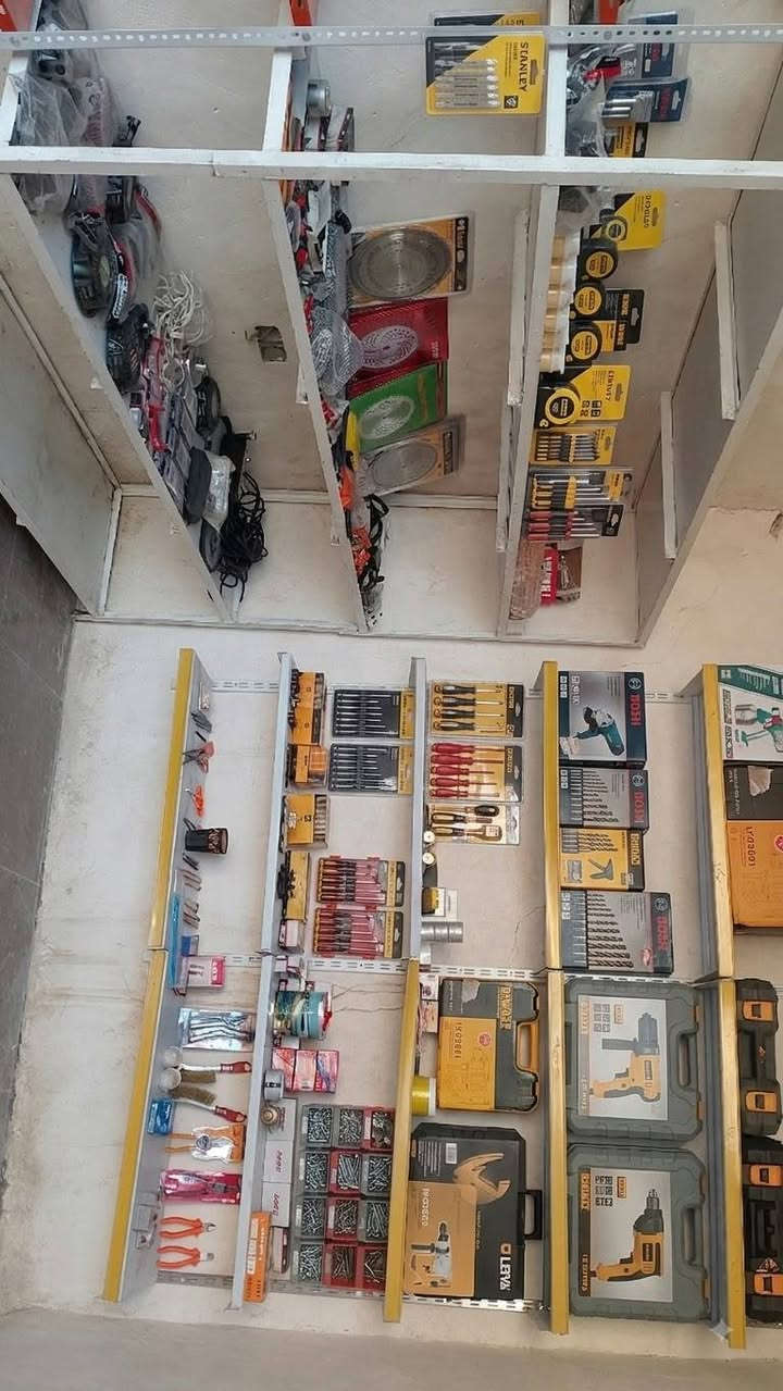#تم افتتاح محل أبو منيب لبيع الأدوات الإحتياطية (مولد_ حاشوشة_ دريل چگ همر _منشار خشب) مقابل جامع القطمير 
***********
